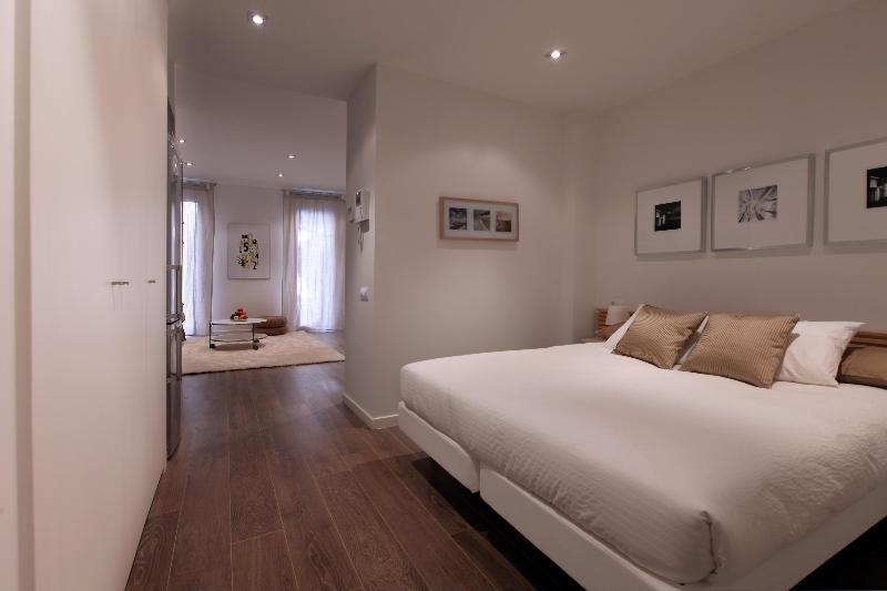Med Ramblas Apartament