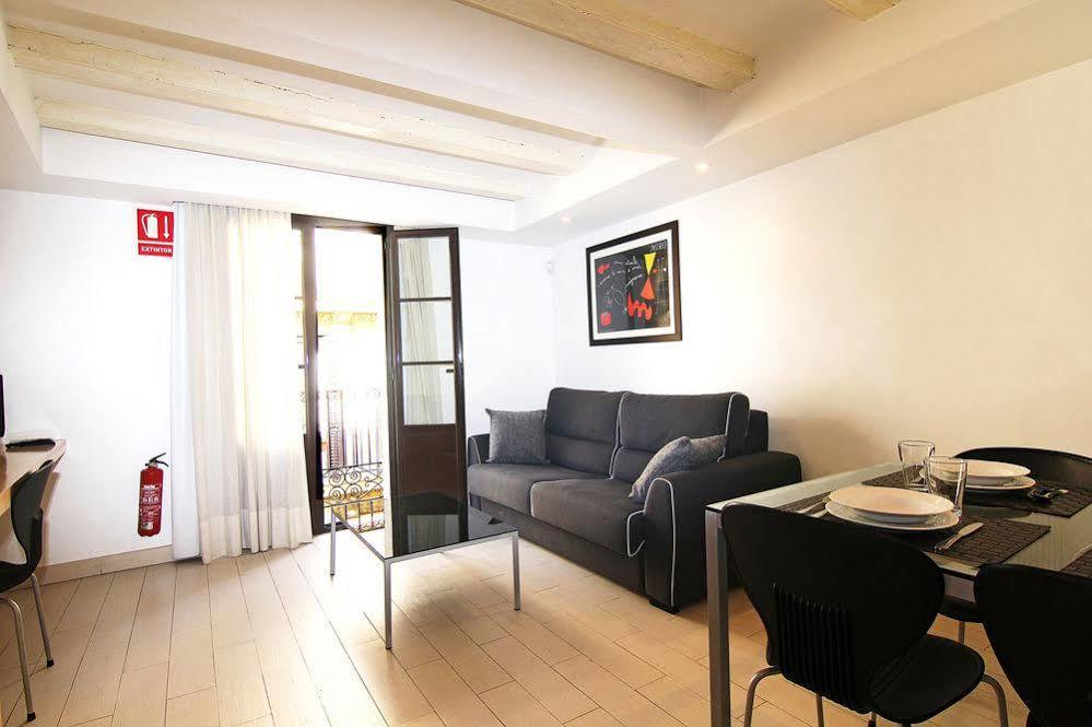 Apartament Med Ramblas *