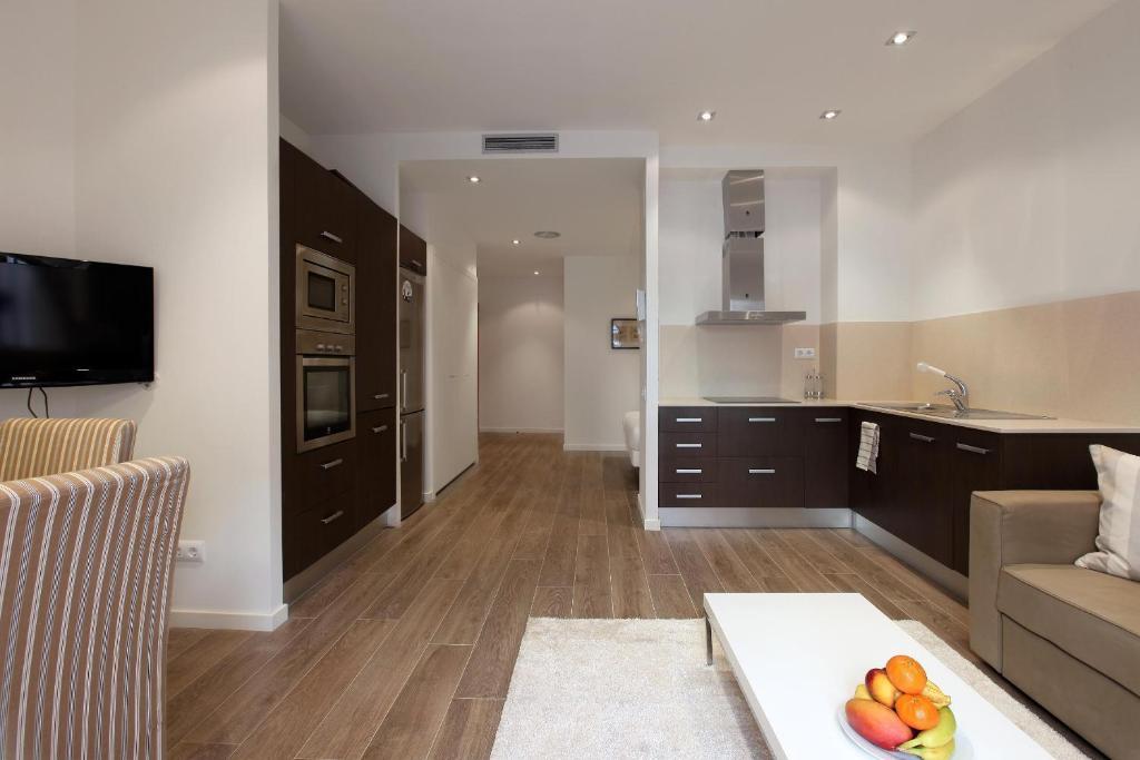Apartament Med Ramblas *